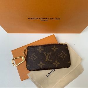NWT! Louis Vuitton monogram key pouch